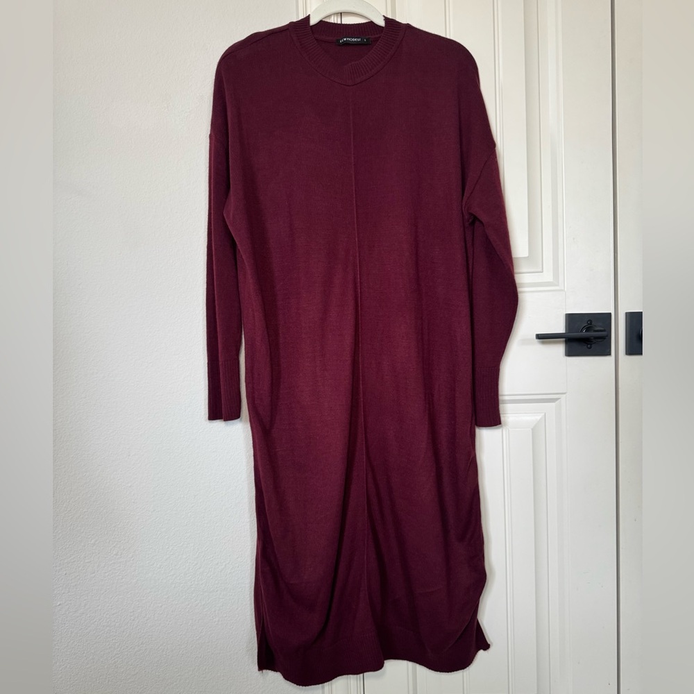 Elegant Burgundy Knit Dress